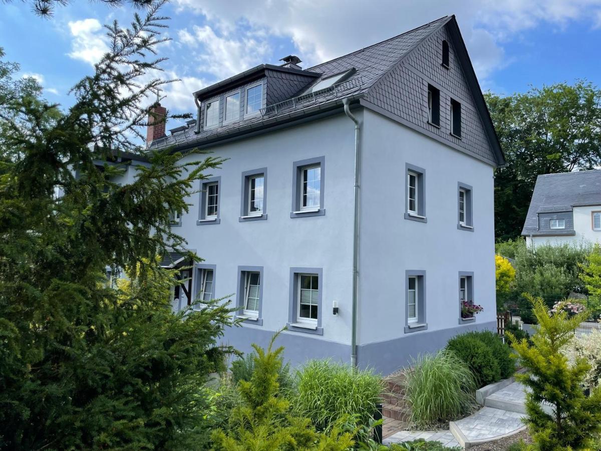 Ferienhaus Villa Adelsberg Mit Dachterrasse In Zentraler Lage Fuer Bis Zu 10 Personen Chemnitz Zewnętrze zdjęcie