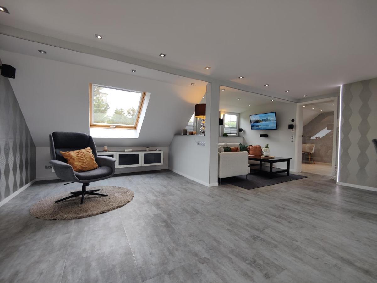 Ferienhaus Villa Adelsberg Mit Dachterrasse In Zentraler Lage Fuer Bis Zu 10 Personen Chemnitz Zewnętrze zdjęcie