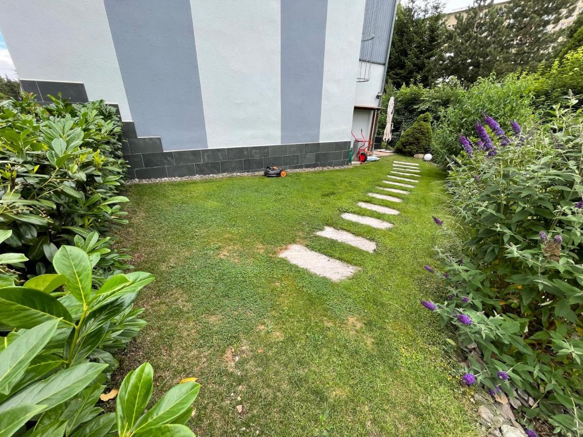 Ferienhaus Villa Adelsberg Mit Dachterrasse In Zentraler Lage Fuer Bis Zu 10 Personen Chemnitz Zewnętrze zdjęcie